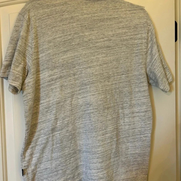 Vineyard Vines Gray/Cream Collared Shirt. Size Medium. Preppy. Academia. - Picture 2 of 6